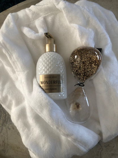 Luxe Verwen set Hotelathome met badjas
